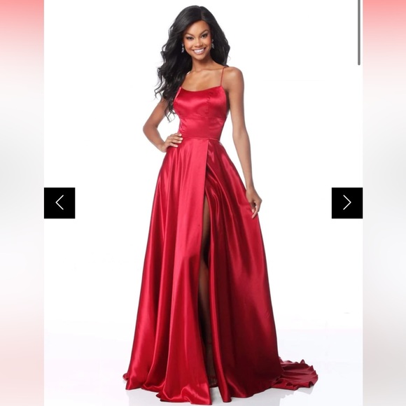 Dave & Johnny Sexy A line open back red gown - Picture 3 of 5